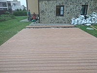 Монтаж террасной доски в компании «Пол и Холл»